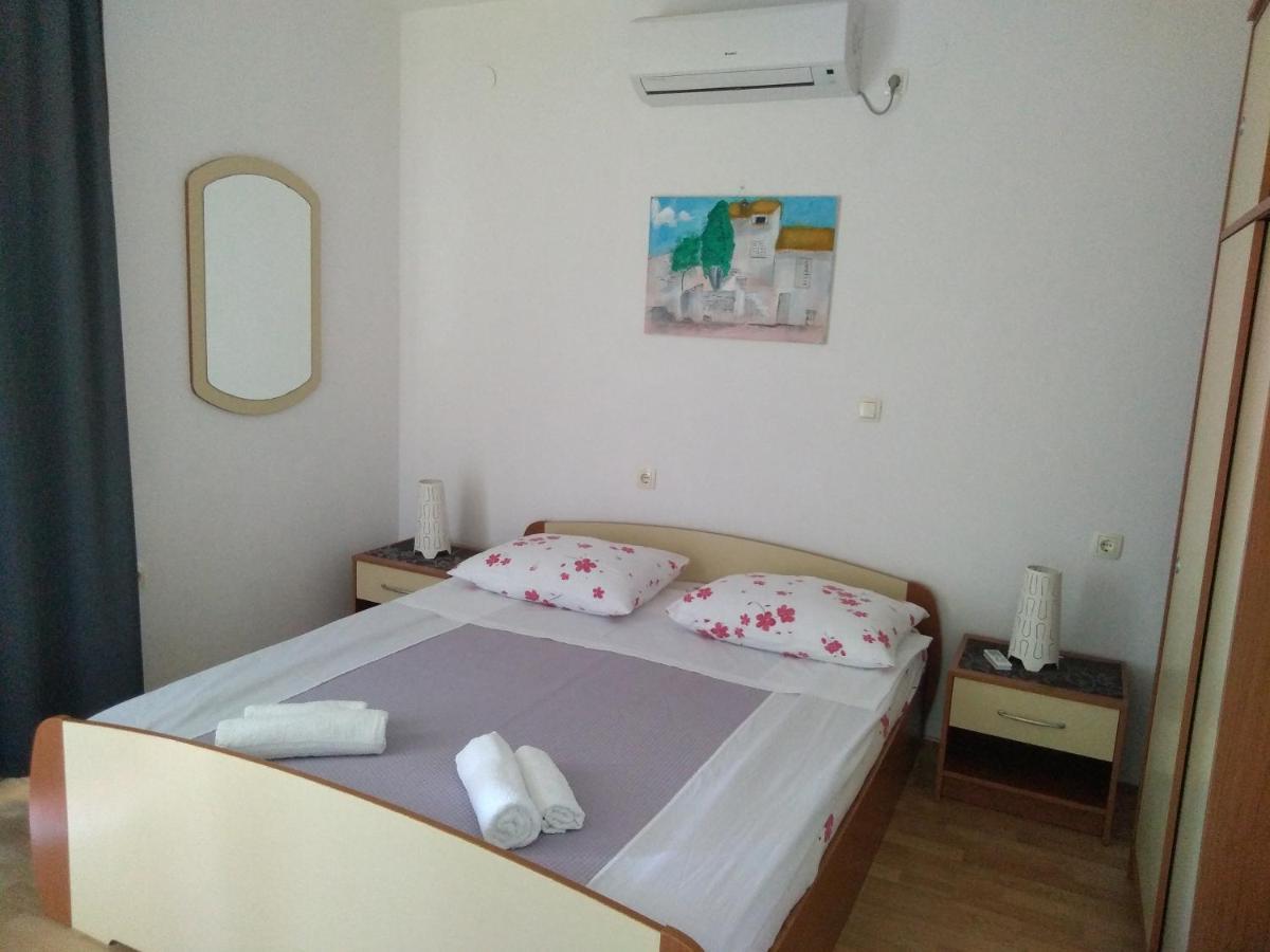 Apartments Kampor Damira Rab Town Exterior foto